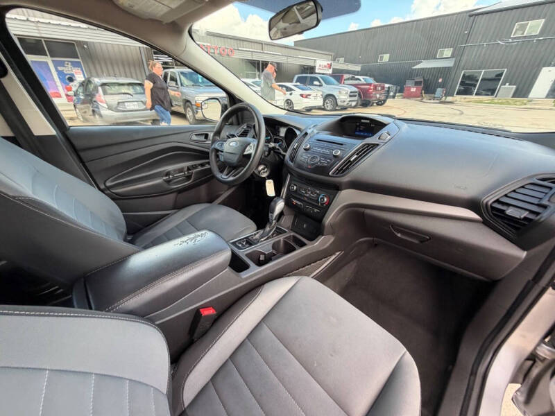2017 Ford Escape S