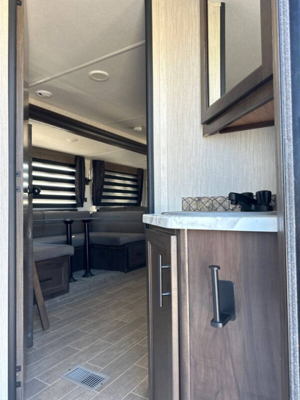 2021 Forest River Cherokee 274DBH