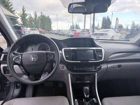 2017 Honda Accord EX-L w/Navi w/Honda Sensing