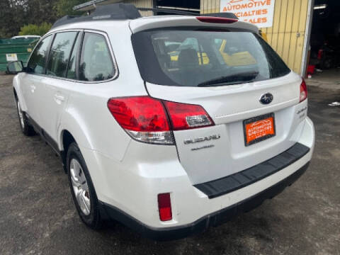 2011 Subaru Outback 2.5i