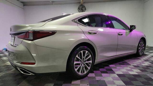 2025 Lexus ES 350