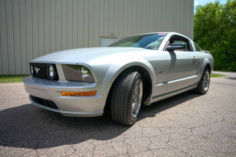 2005 Ford Mustang GT Premium