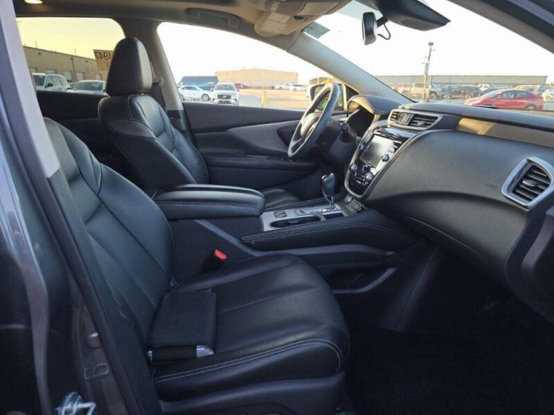 2023 Nissan Murano SL