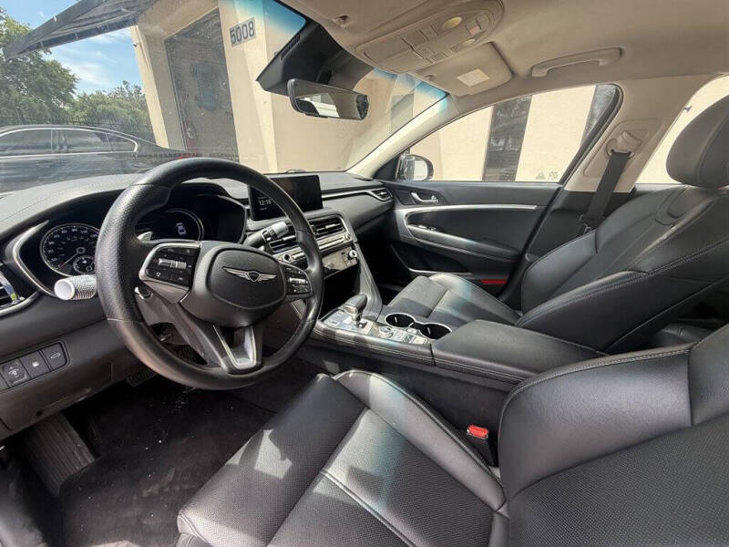 2025 Genesis G70