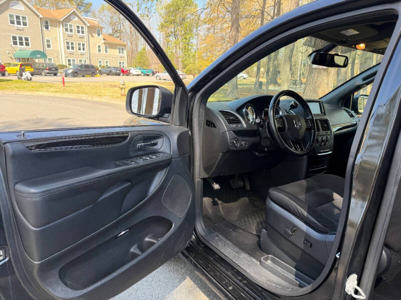 2020 Dodge Grand Caravan SE