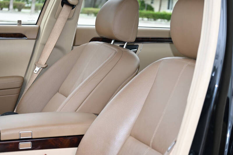 2007 Mercedes-Benz S-Class S 550