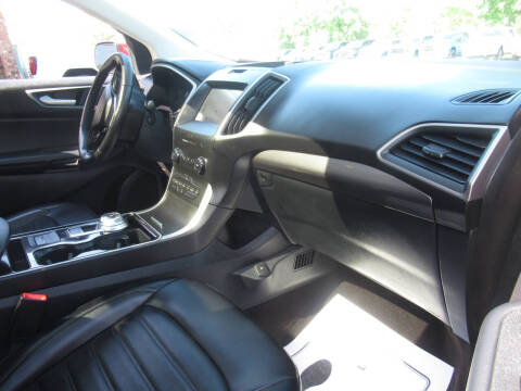 2020 Ford Edge