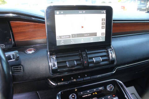 2019 Lincoln Navigator L Select