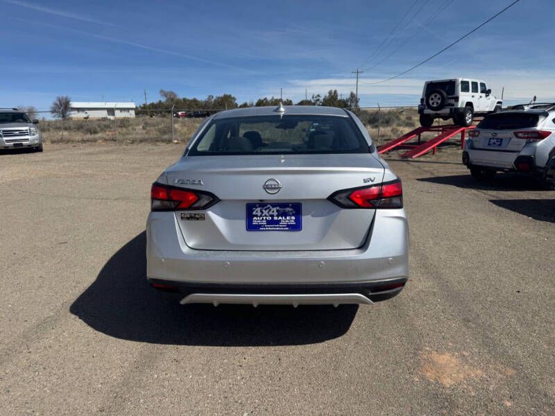2023 Nissan Versa SV