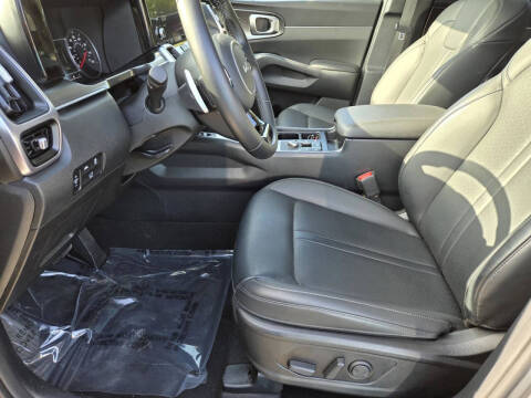 2023 Kia Sorento Hybrid EX