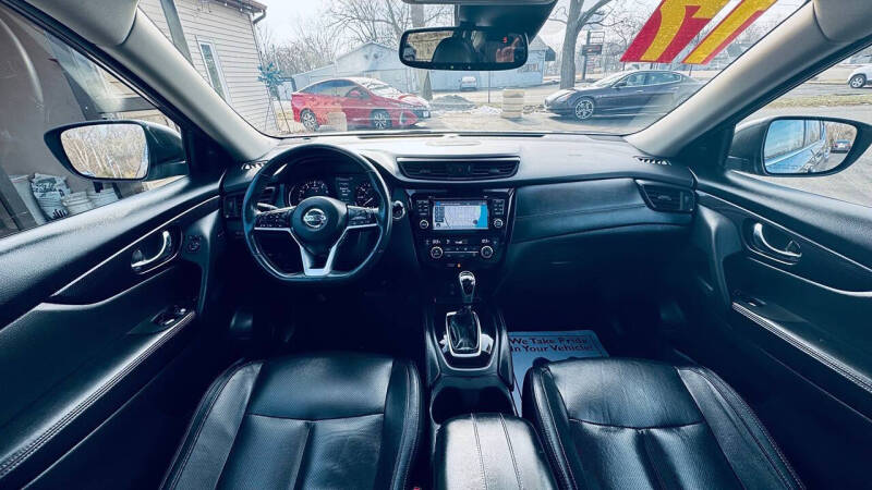 2017 Nissan Rogue SL