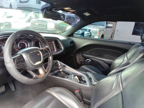 2020 Dodge Challenger SXT