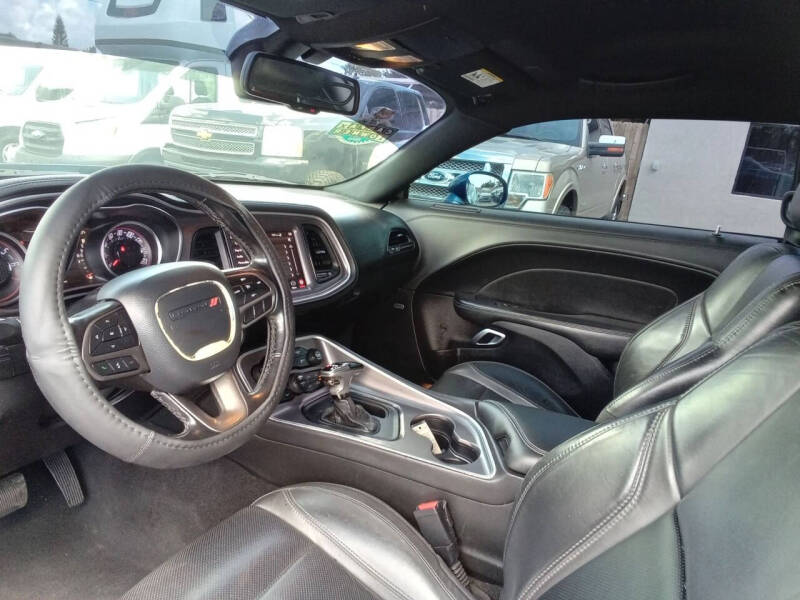 2020 Dodge Challenger SXT