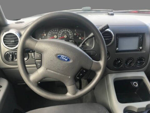 2004 Ford Expedition XLT