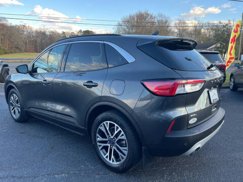 2020 Ford Escape SEL