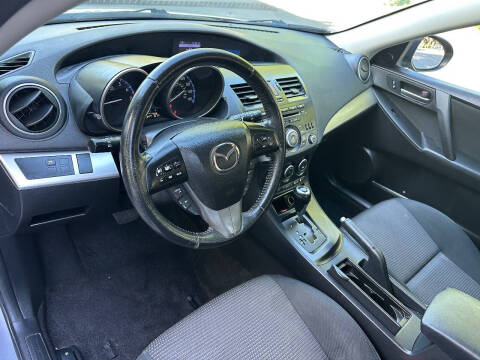 2013 Mazda MAZDA3 i Touring