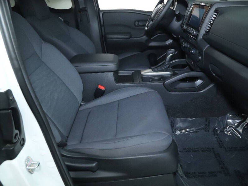 2024 Nissan Frontier S