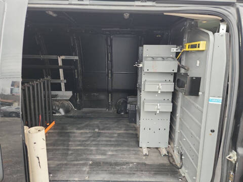 2017 Chevrolet Express 2500