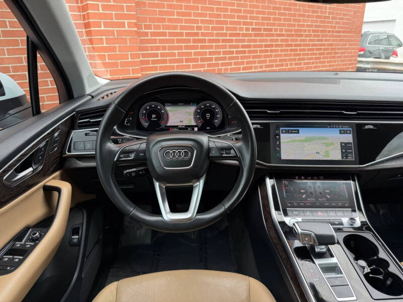 2020 Audi Q7 quattro Premium Plus 55 TFSI