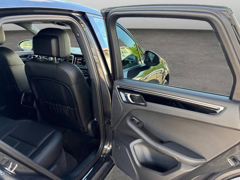 2021 Porsche Macan