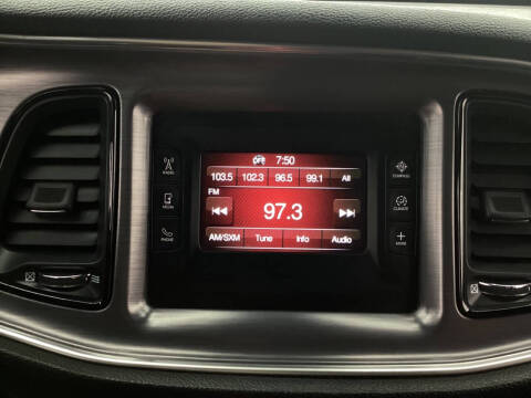 2017 Dodge Challenger SXT