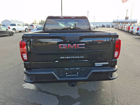 2026 GMC Sierra 1500 Elevation Standard