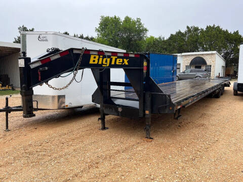 2022 Big Tex Trailer 22GN-35BK+5MR for sale at Trophy Trailers in New Braunfels TX