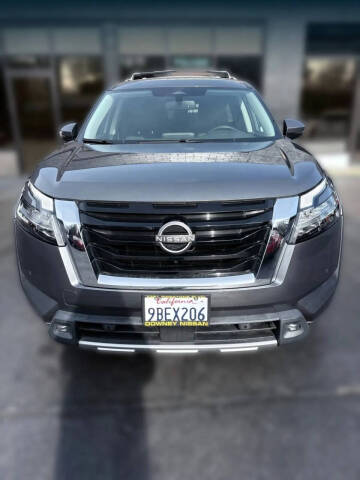 2022 Nissan Pathfinder SL