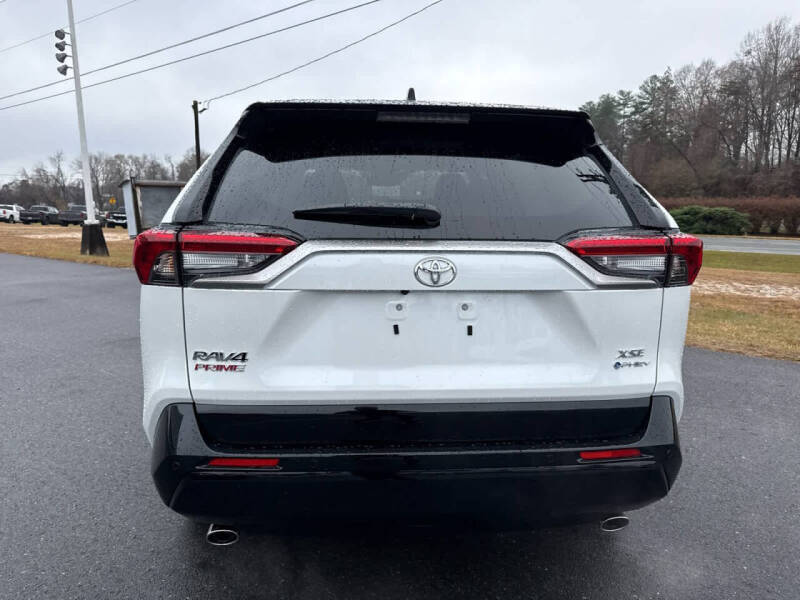 2025 Toyota RAV4 Plug-in Hybrid XSE