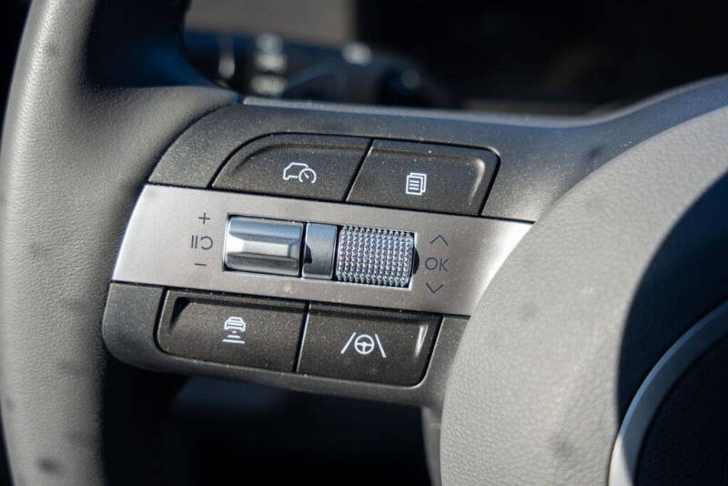 2025 Hyundai Kona SEL Convenience