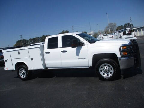 2019 Chevrolet Silverado 2500HD for sale at GOWEN WHOLESALE AUTO in Lawrenceburg TN