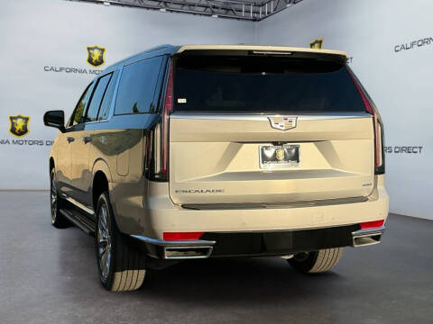 2022 Cadillac Escalade ESV Premium Luxury