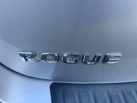 2011 Nissan Rogue SV