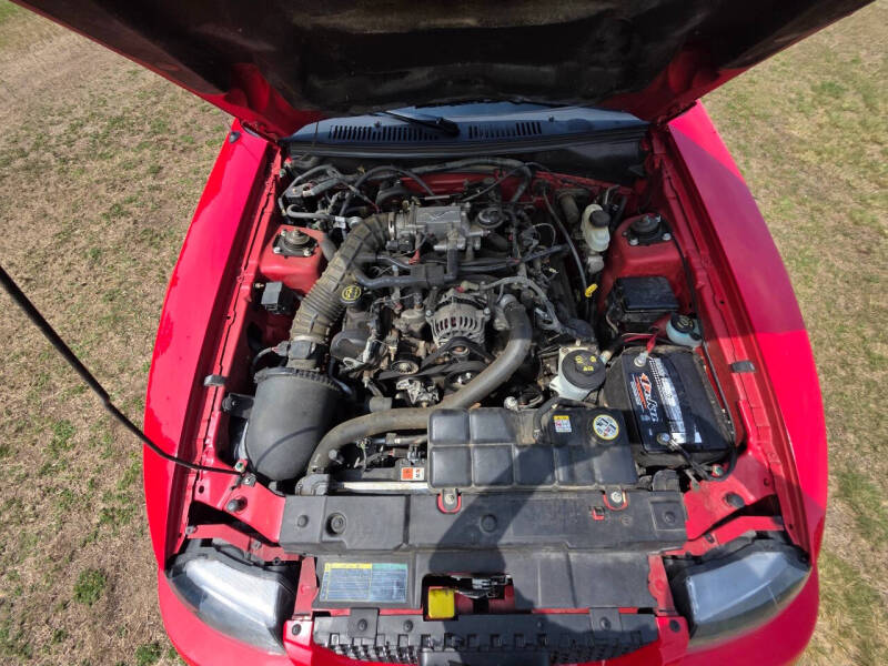 2004 Ford Mustang GT Deluxe
