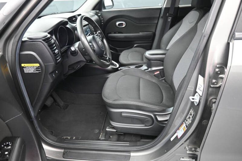 2019 Kia Soul +