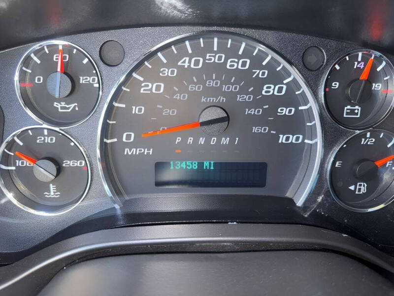 2024 Chevrolet Express 2500