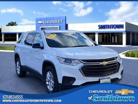 2019 Chevrolet Traverse for sale at CHEVROLET OF SMITHTOWN in Saint James NY