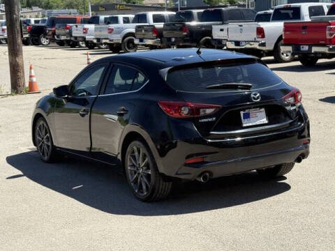 2018 Mazda MAZDA3 Touring