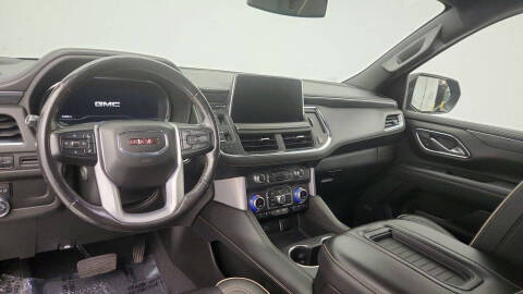 2022 GMC Yukon XL SLT