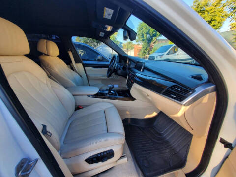 2015 BMW X5 xDrive50i