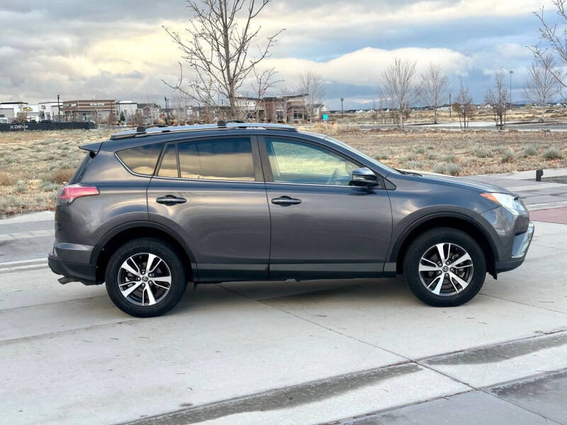 2017 Toyota RAV4 XLE