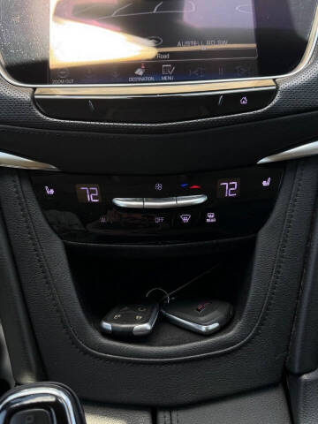 2017 Cadillac XT5 Luxury