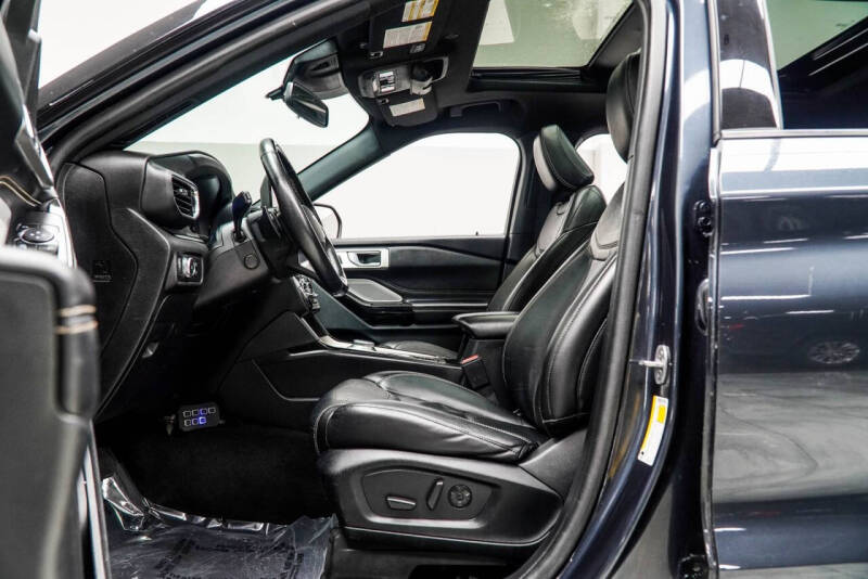 2022 Ford Explorer ST