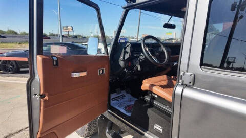 1983 Land Rover Defender