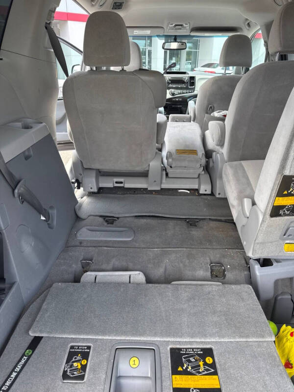 2013 Toyota Sienna