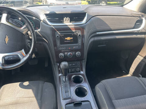 2017 Chevrolet Traverse LT
