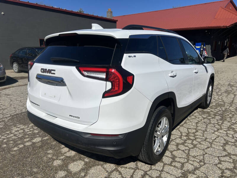 2022 GMC Terrain SLE