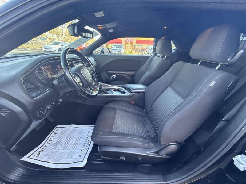 2021 Dodge Challenger SXT