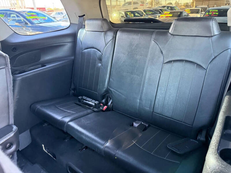 2016 GMC Acadia Denali