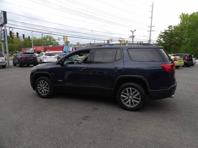 2017 GMC Acadia SLE-2